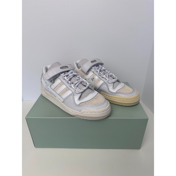 adidas Shoes - Adidas Ivy Park Forum Low 2020 NEW w/ Box Womens 7, Mens 6 - SOLE YELLOWING